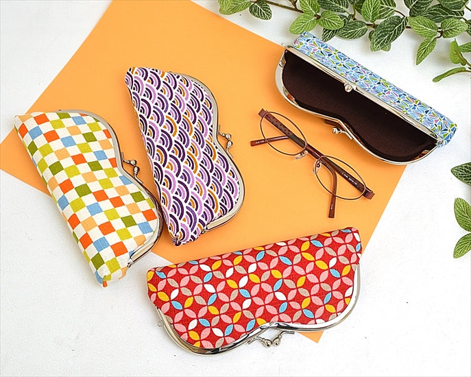 Mountain-shaped bean-shaped glasses case