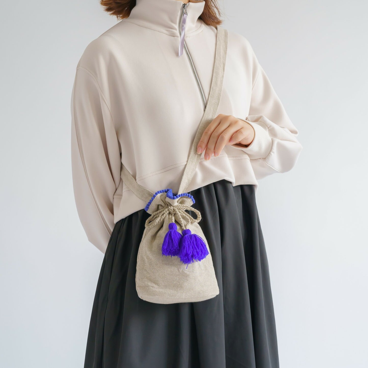 Pom Pom Lace Shoulder Drawstring Bag