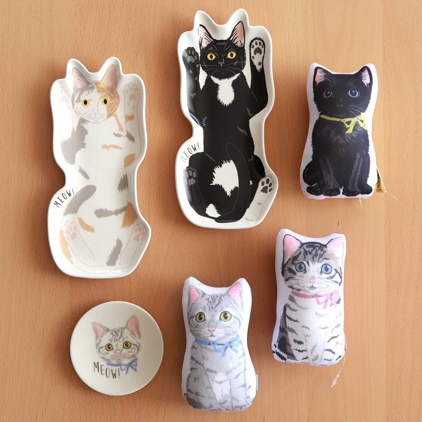 Cat shape long plate