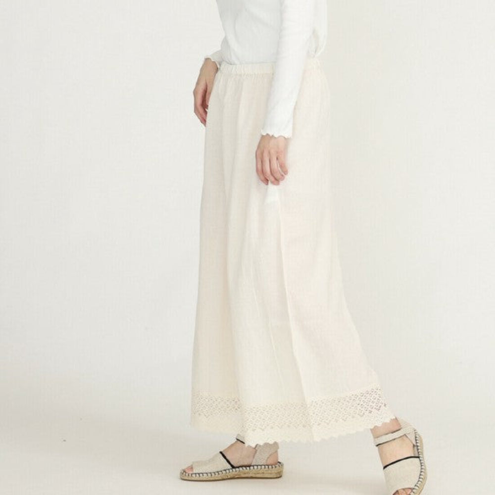鏤空蕾絲下擺闊腳褲