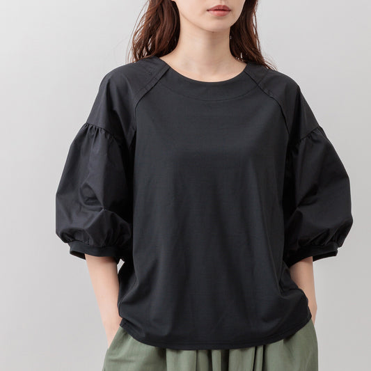 Cool Touch 圓領泡泡袖上衣