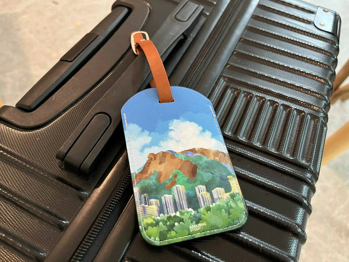 Amazing Studio 行李牌