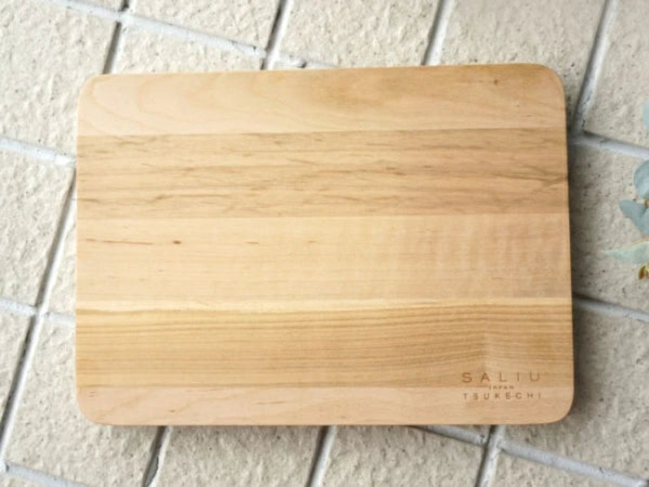 Mountain cherry wood cutting board