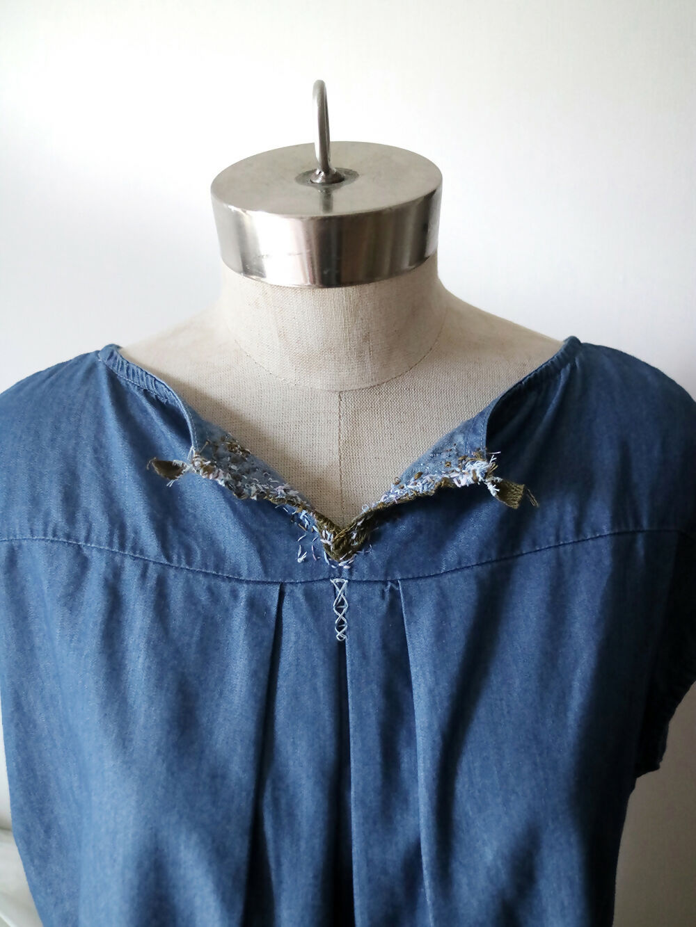 Lobaria 2 Way Sleeveless Top