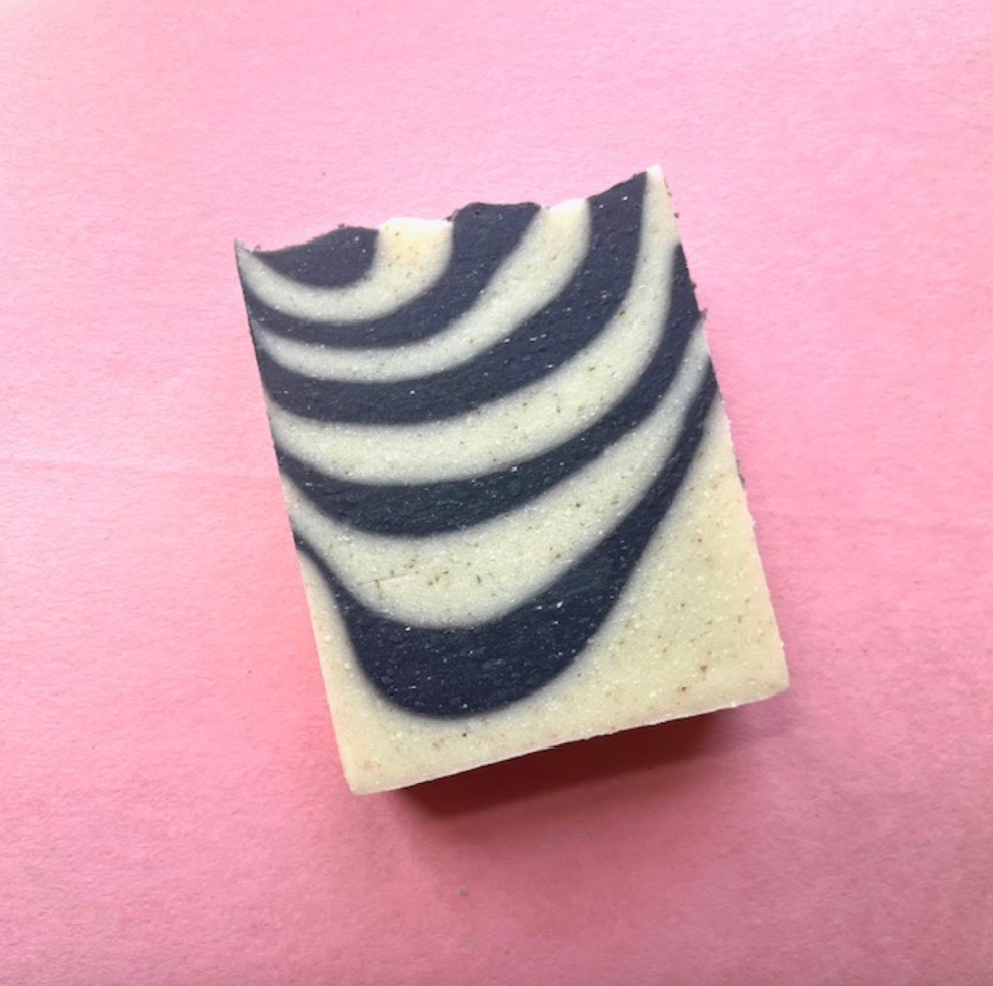 燕麥 竹炭 黑芝麻 保濕修護 手工皂