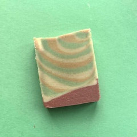 艾草 天竺葵 尤加利 薄荷 平安皂