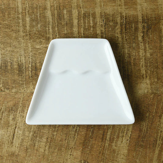 美濃燒富士山白瓷醬油碟