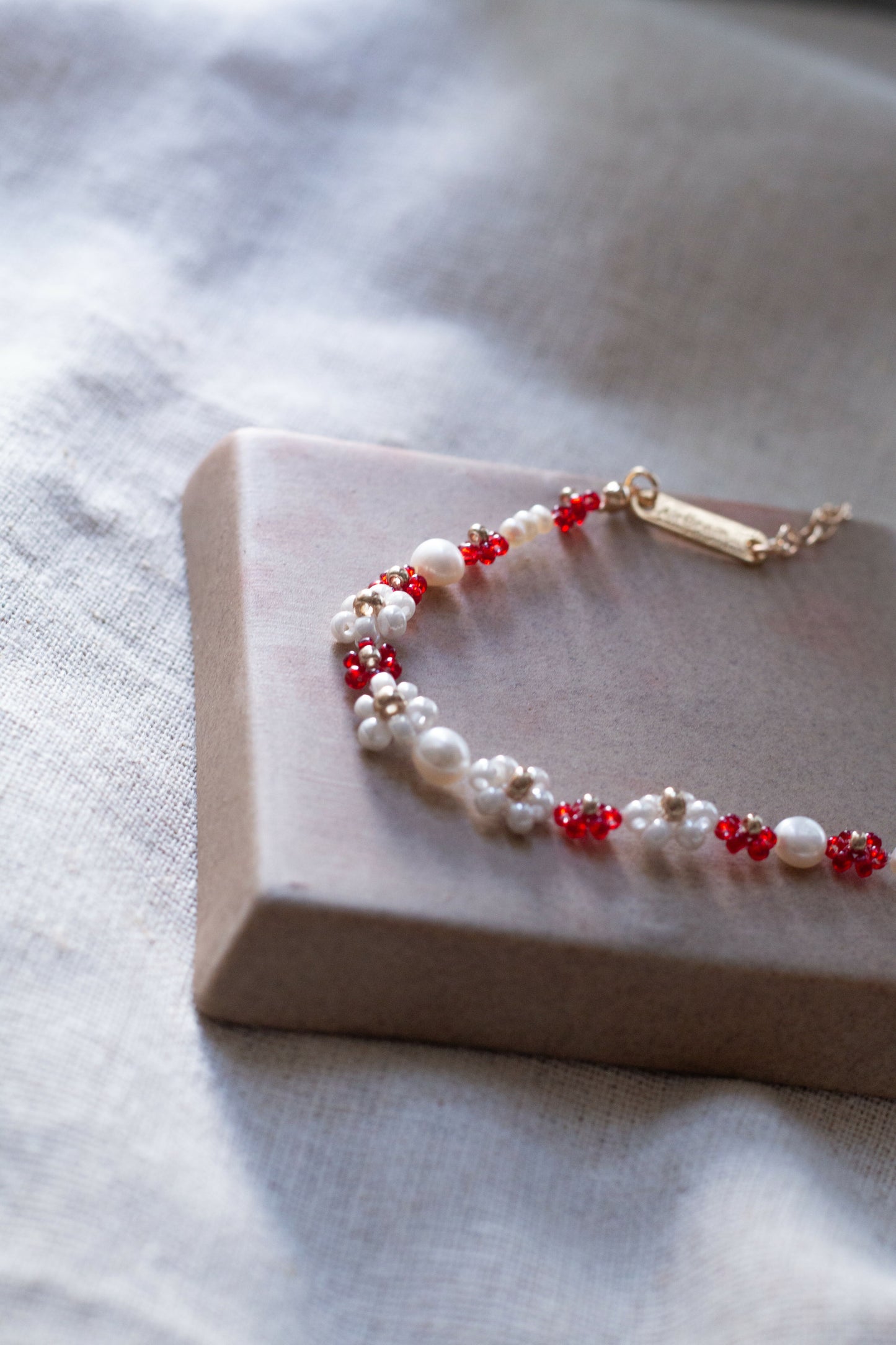 荳蔻年華 Age of Blossoms | 手鏈 Bracelet|經典紅 Classic Red