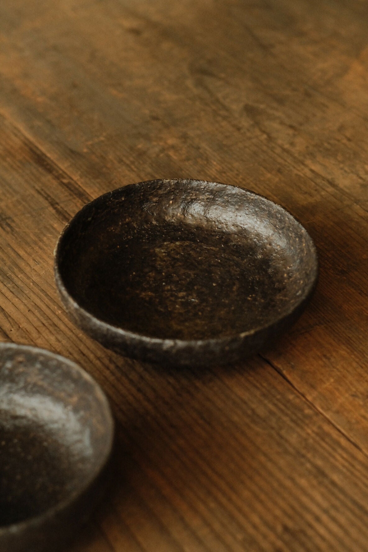 {陶器。日常} - 手捏碗 (砵型)