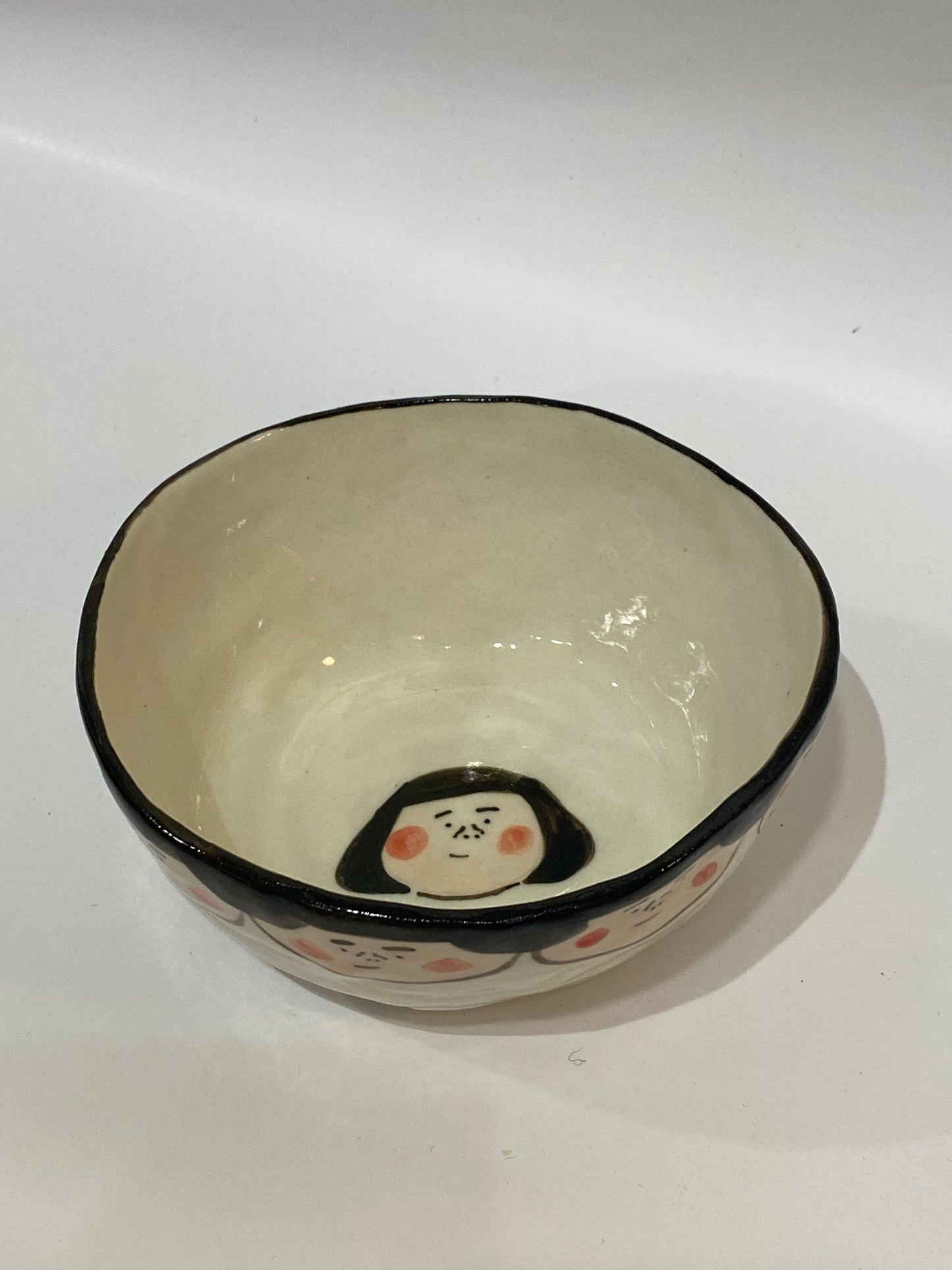 瓷器碗-黑髮碗
