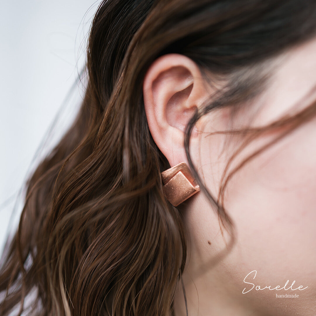 純銅折疊造型穿孔耳環