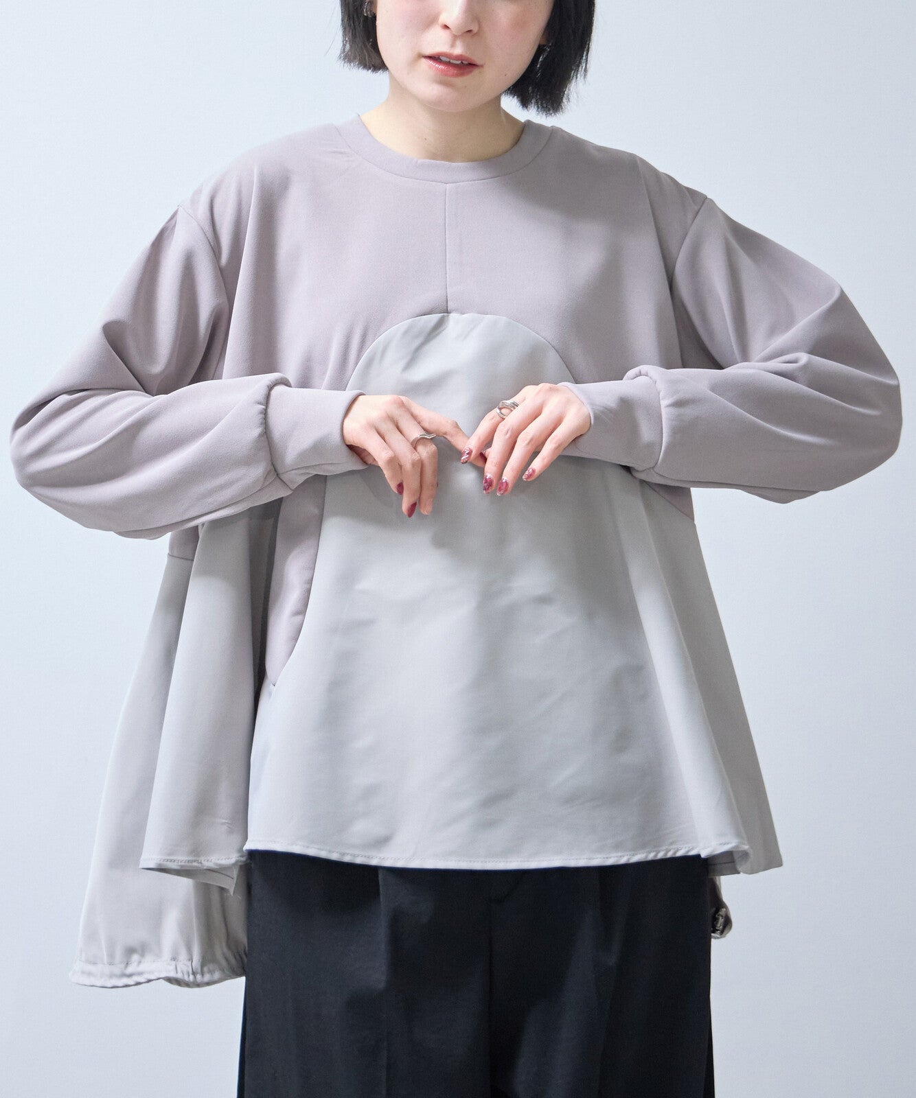 抽繩下擺廓形上衣