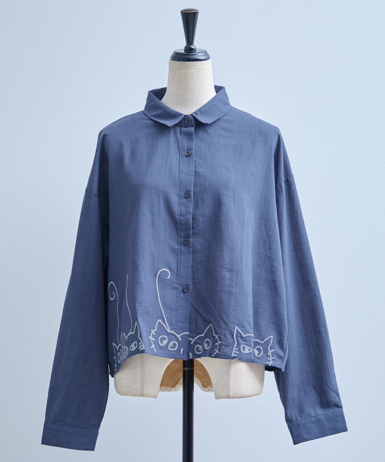 貓咪刺繡寬鬆襯衫