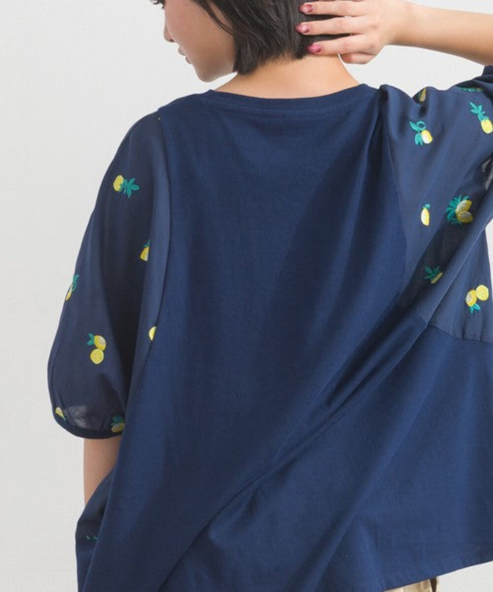 碎花刺繡袖子寬鬆T-shirt
