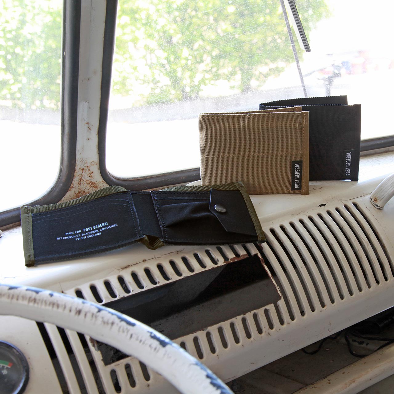 織帶布雙折皮夾錢包