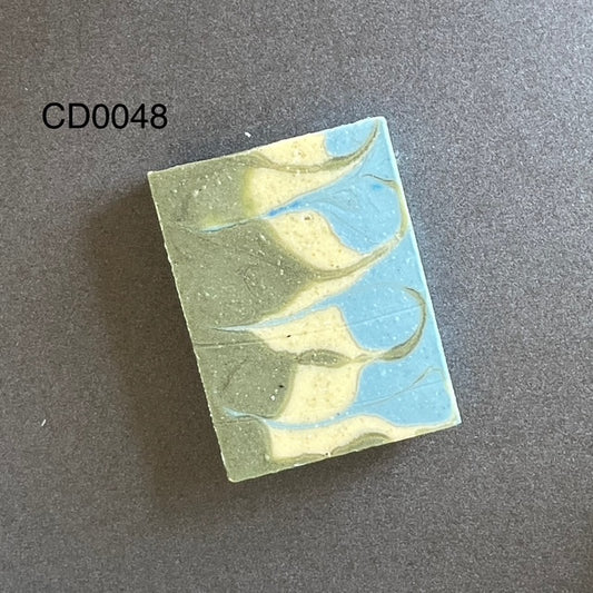 燕麥 杏核 艾草 粉藍泥 保濕修護 手工皂