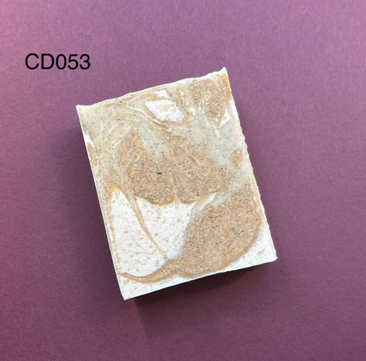 黑糖 燕麥 洋甘菊 乳木果油 保濕修護 手工皂