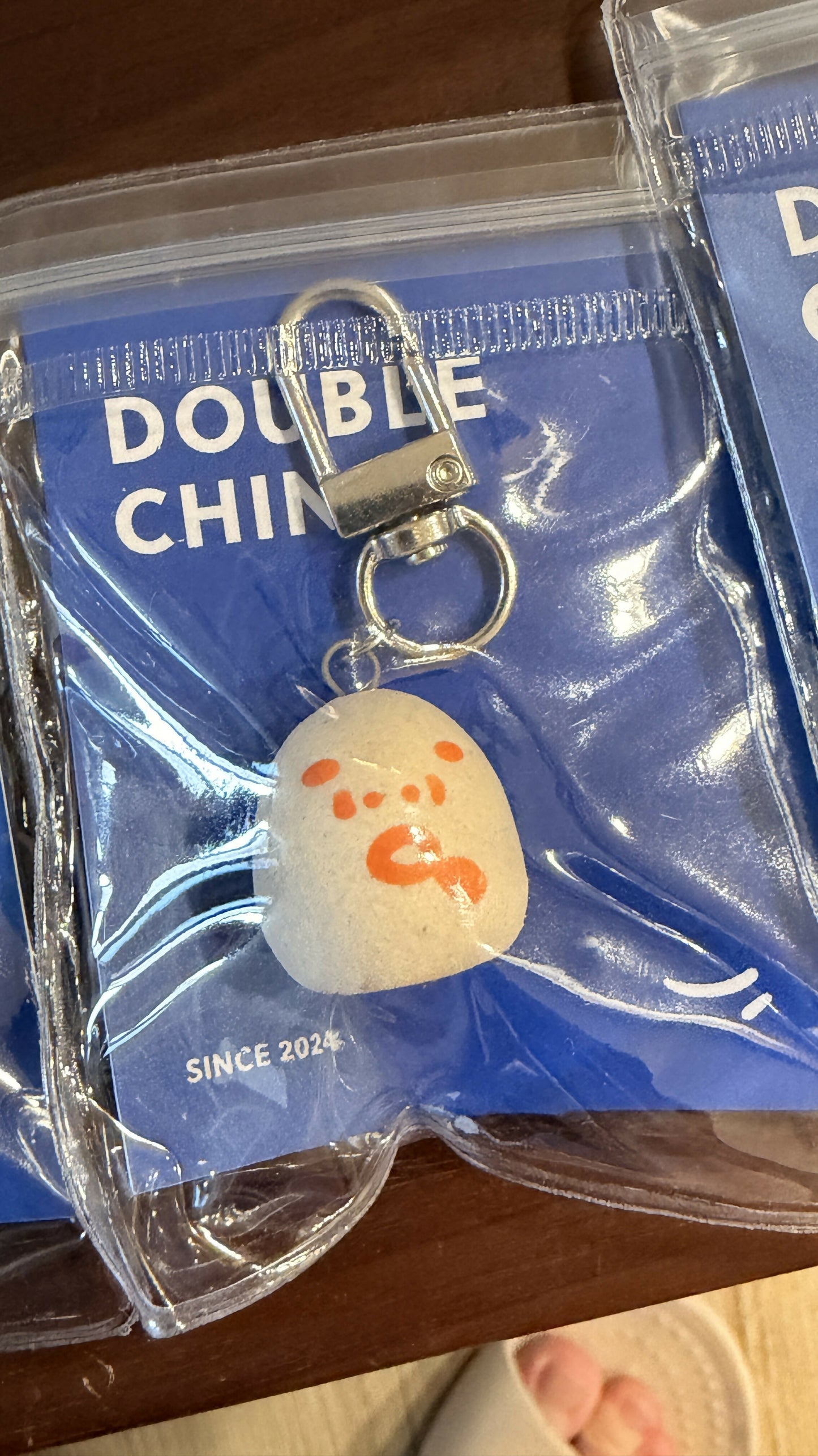 雙下巴吊飾