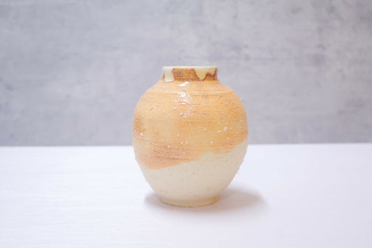 白細沙花樽