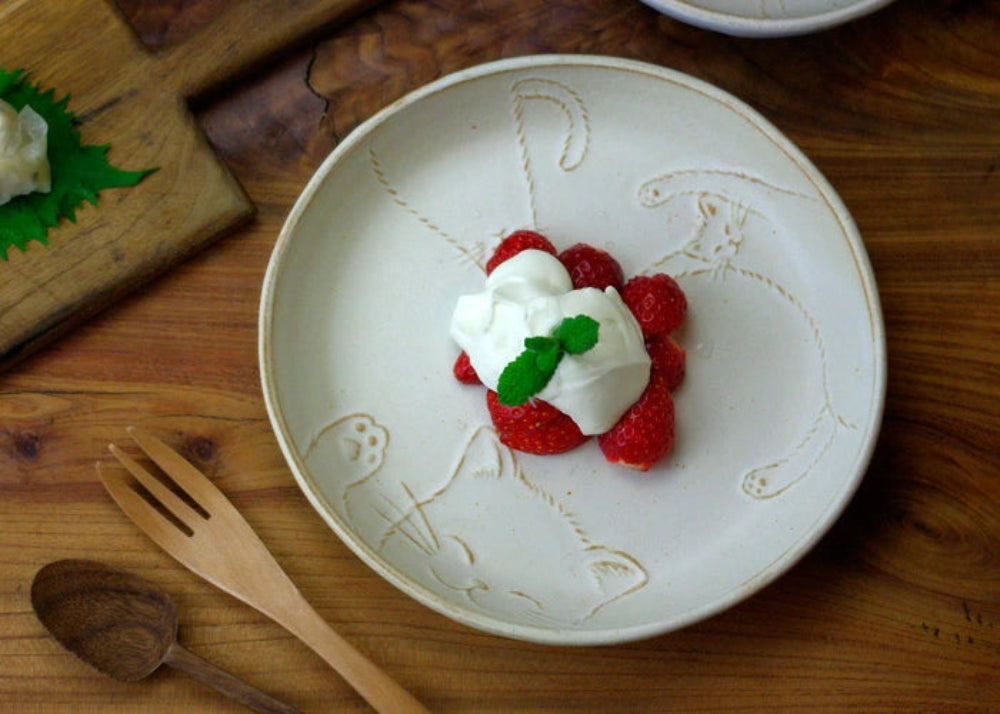 益子燒 貓咪浮雕圖案15cm碟