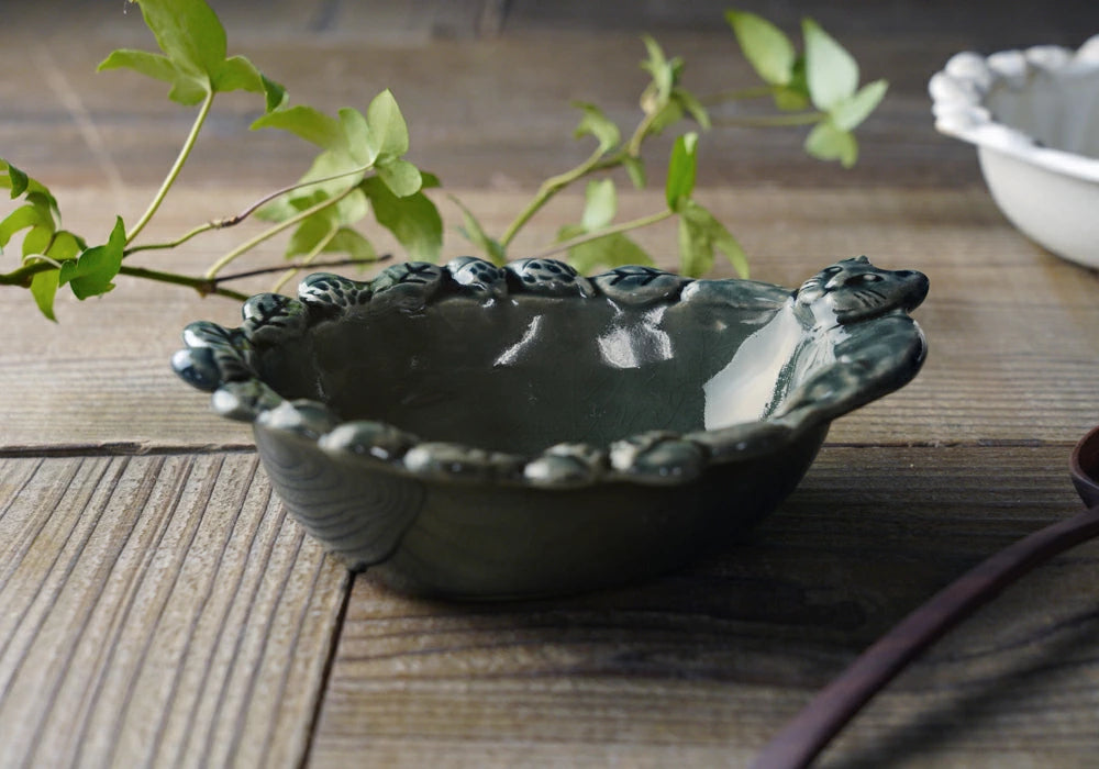 益子燒 貓咪與橡果浮雕配菜碗