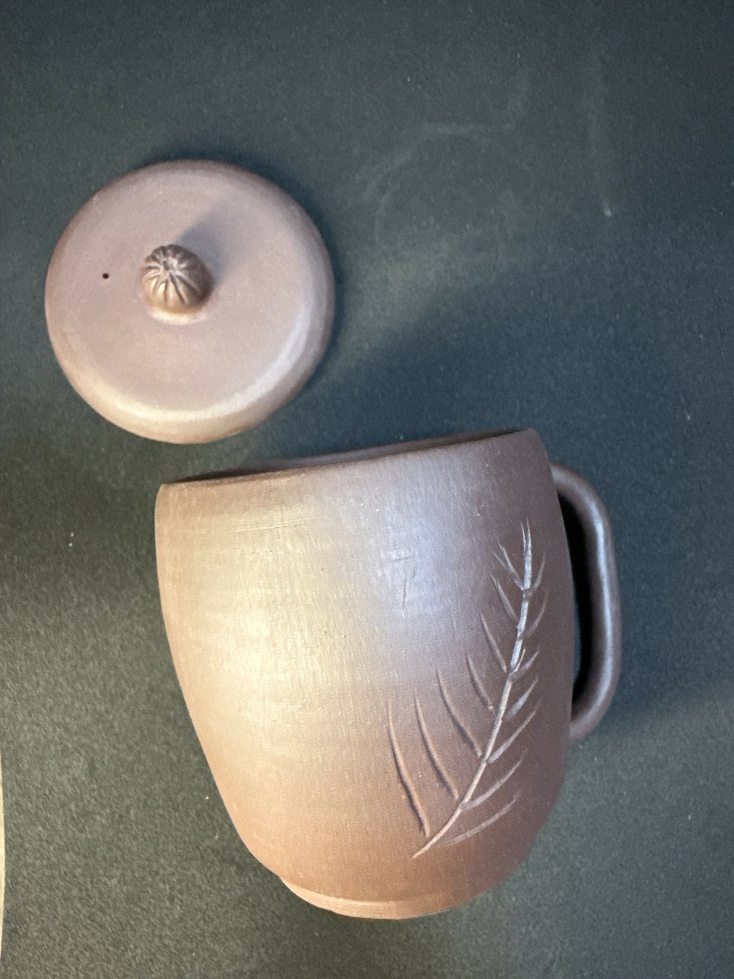 紫砂中式茶杯（連蓋）