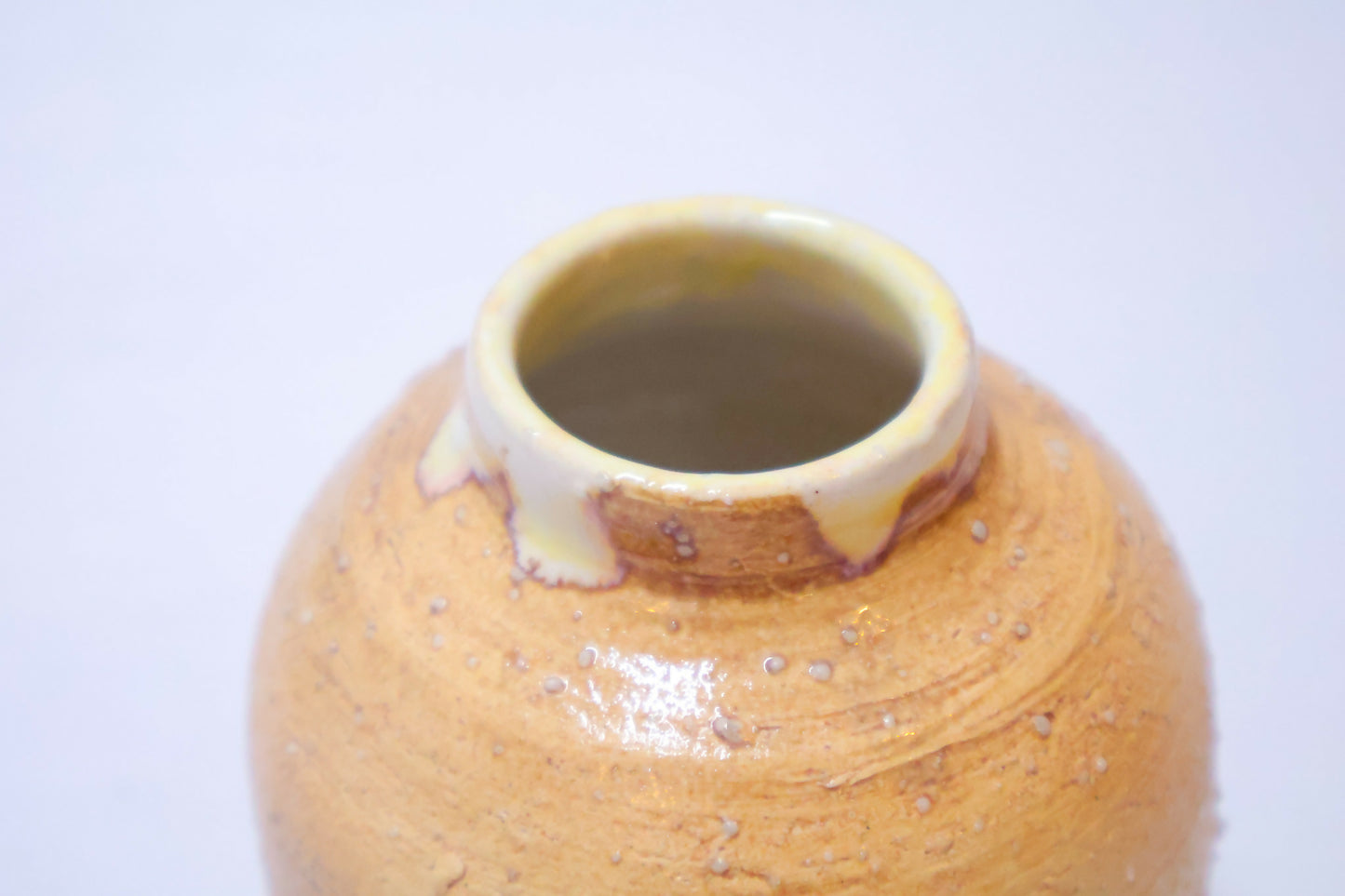 白細沙花樽
