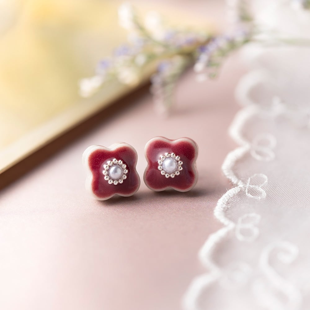 Minoyaki Floret Pearl Pierced Earrings