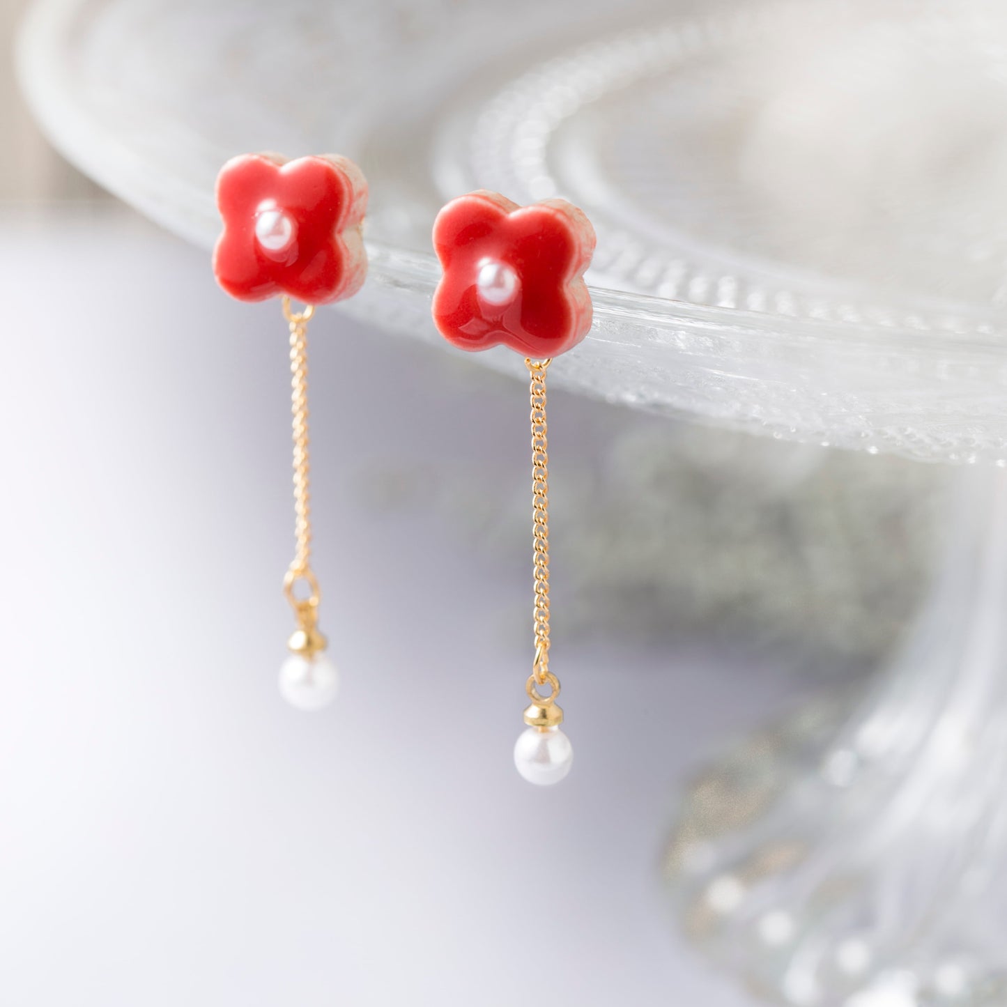 Minoyaki Floret Pearl Chain Pierced Earrings
